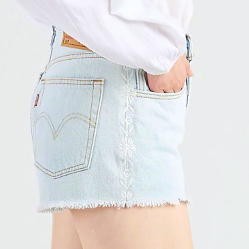 LEVIS 501 DENIM SHORTS